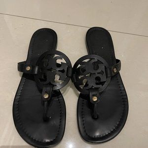 Black Leather Tory Burch logo sandals